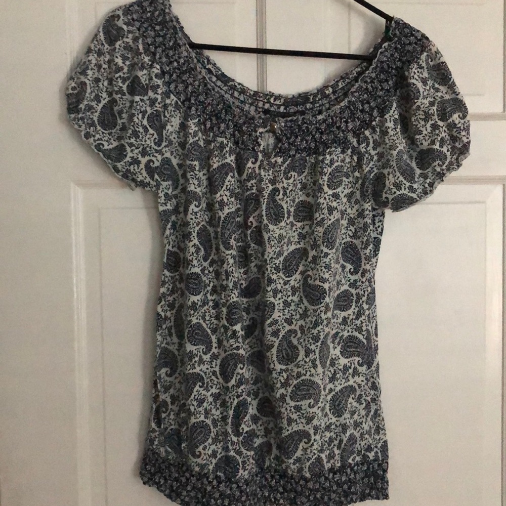 Lucky short sleeve peasant style top
